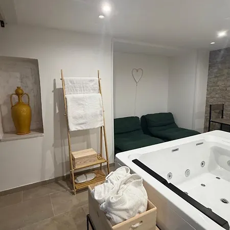 Lata 3* غروتاليي